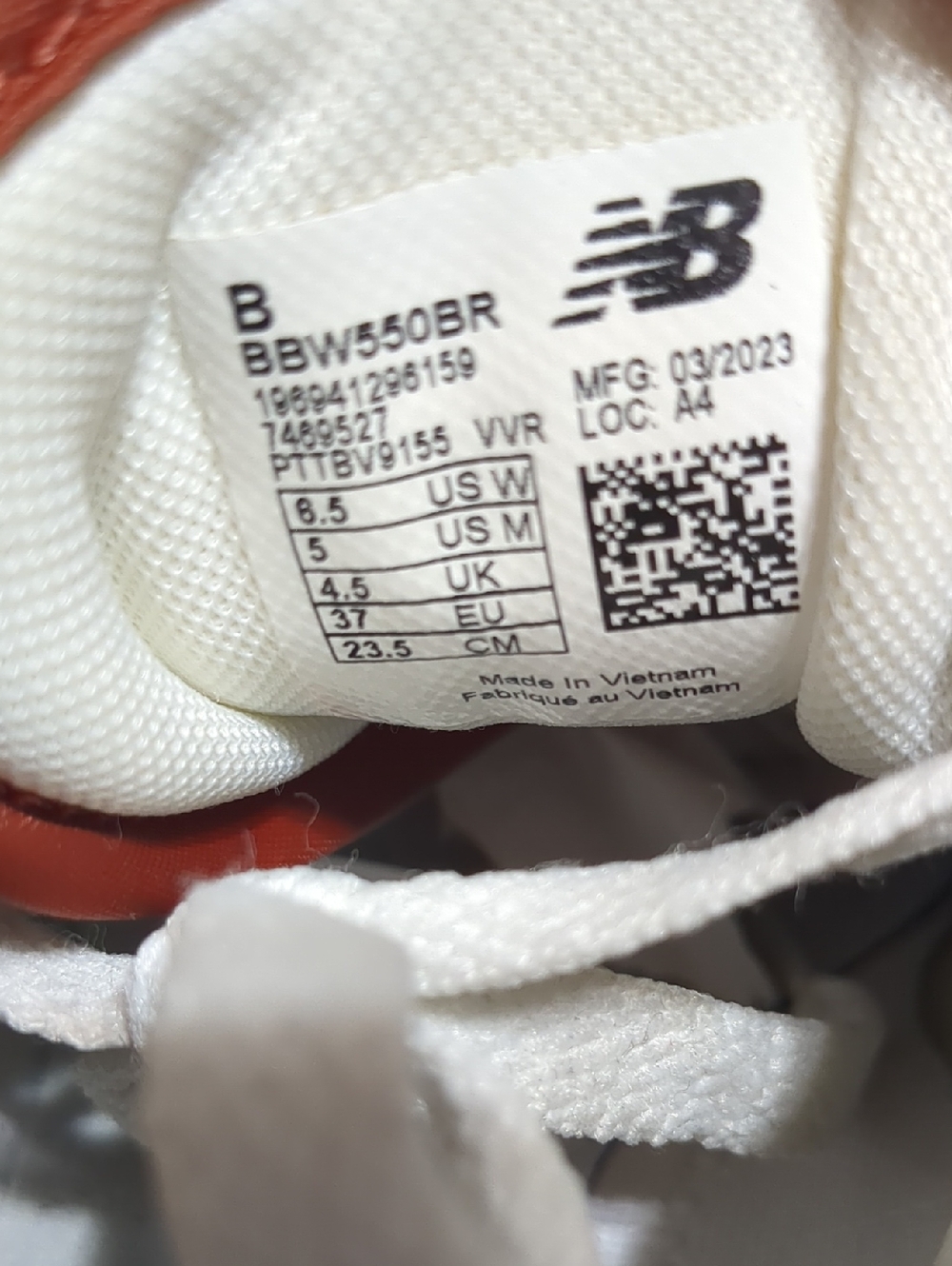 New Balance 550 White and Red Low-Top leather Women's Sneakers, Size 6.5 - Picture 6 of 8